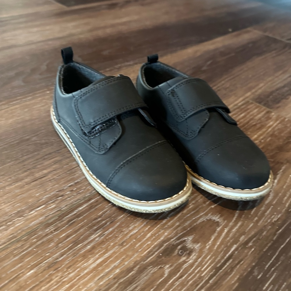 Cat & Jack Adonis Sneaker Dress Shoe Toddler Size 11